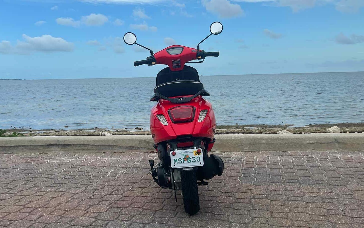 italica-age-50cc-scooter-rental-miami-back