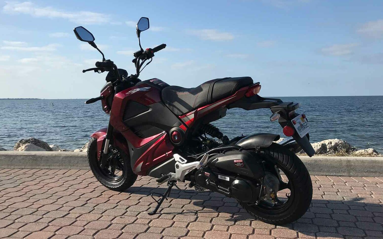 vitacci-bullet-50cc-scooter-rental-miami-back-left